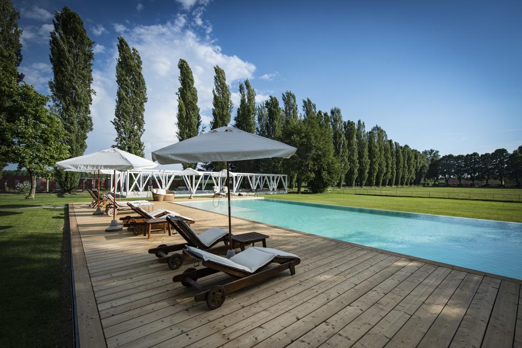 Agriturismo Tenuta "Il Cigno" Villanterio ภายนอก รูปภาพ