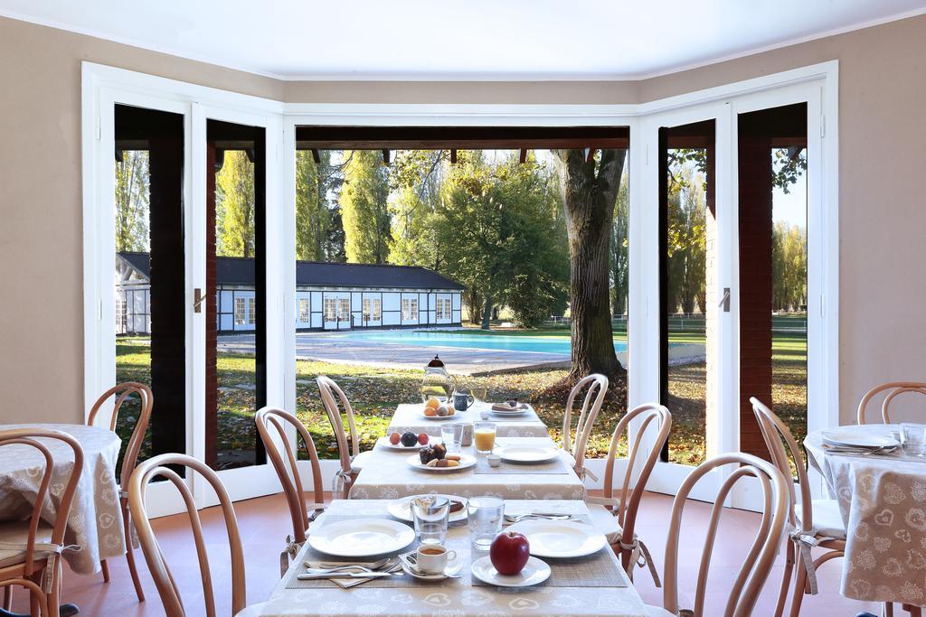 Agriturismo Tenuta "Il Cigno" Villanterio ภายนอก รูปภาพ