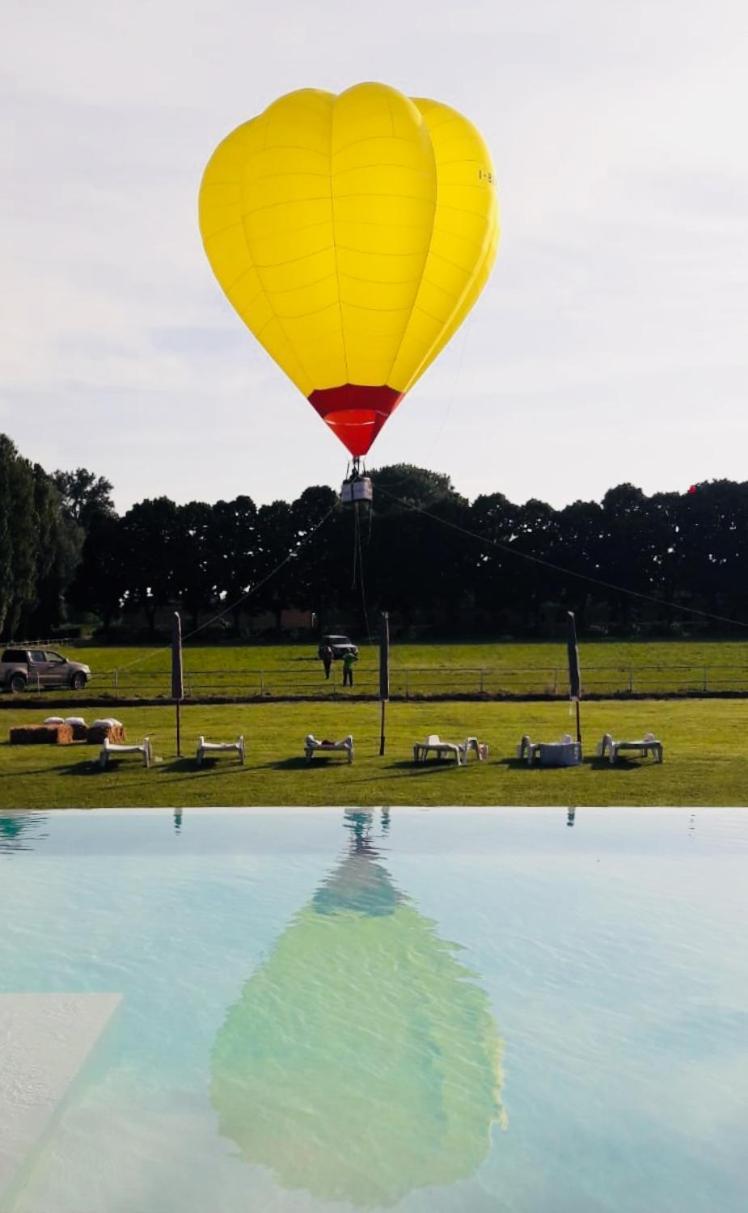 Agriturismo Tenuta "Il Cigno" Villanterio ภายนอก รูปภาพ
